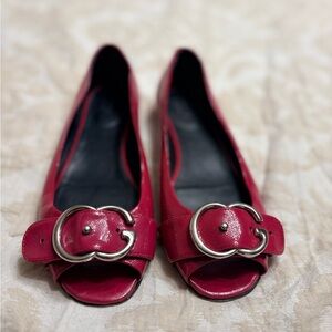 Gucci Salandia peep-toe flats in pink patent leather